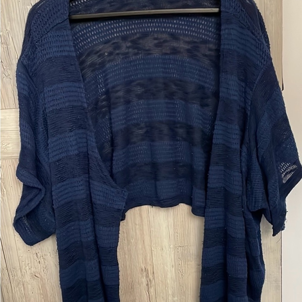 🌟Bundle Me Free! Cropped Navy Blue Tunic